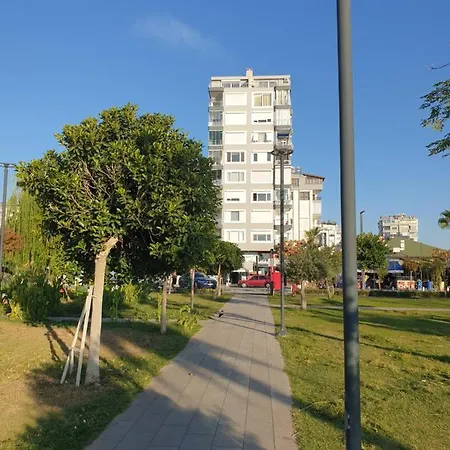 Konyaaltinda Muhtesem Gemi Ev *